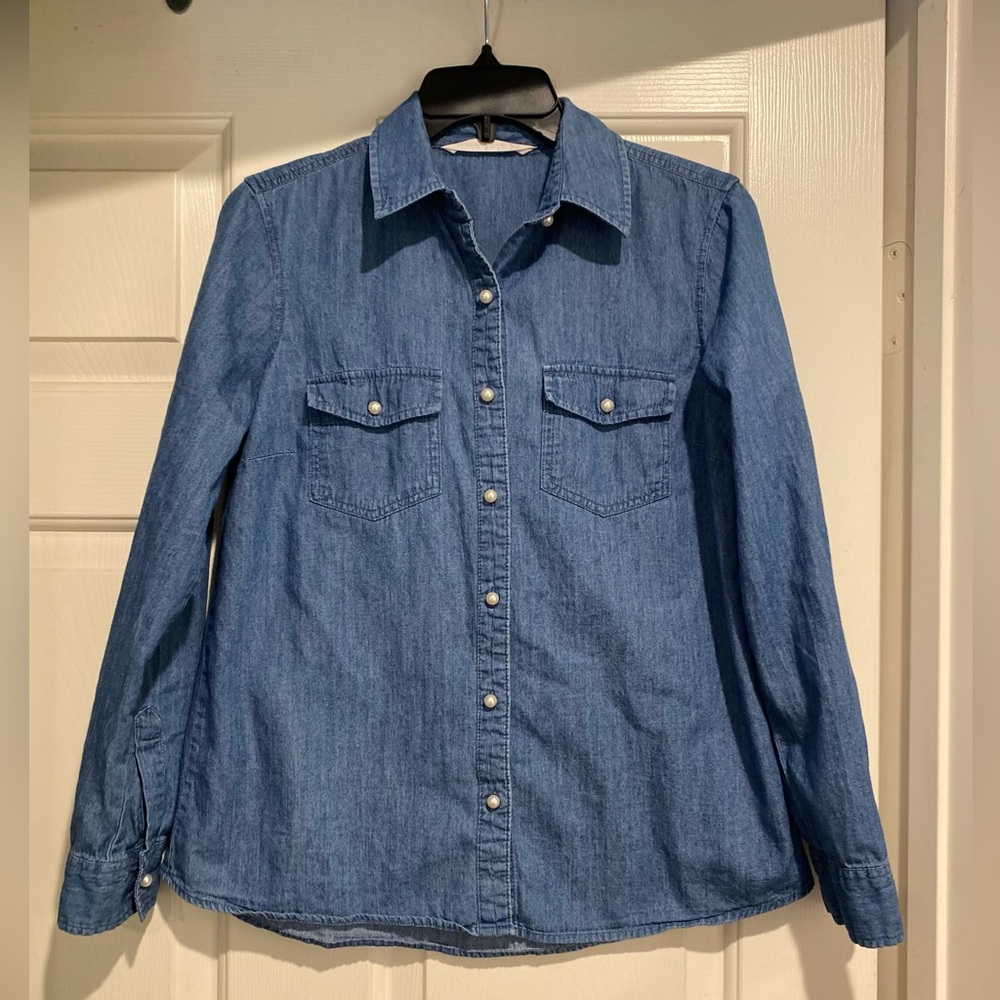 💥Given Kale chambray denim shirt size small